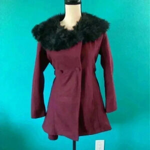 ⭐️ Marron jacket with faux fur neck lining